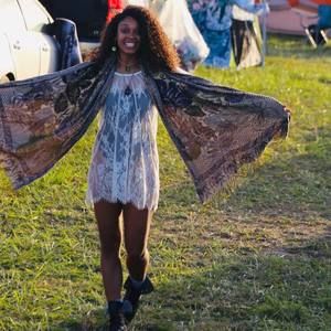 Meet your Posher, Alexis